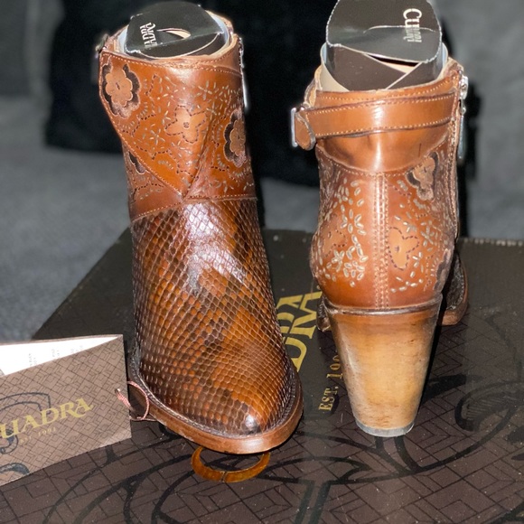 Cuadra booties - Picture 4 of 8